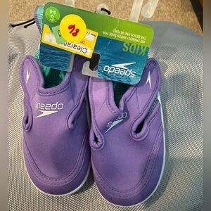 Speedo Purple Water Shoes Lightweight Slip-On Design